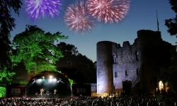 Summer Proms Spectacular