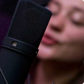 Mum and Daughter Singer