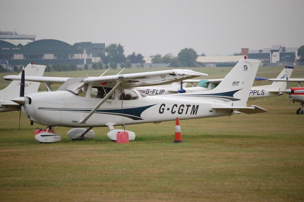 cessena flying lesson aircraft