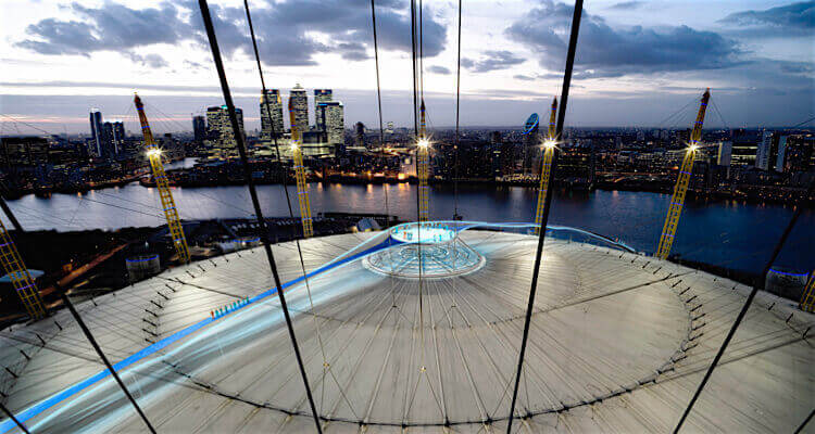 Climb the O2 for Valentines