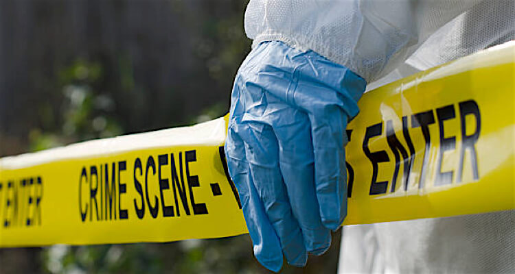 forensic photographer