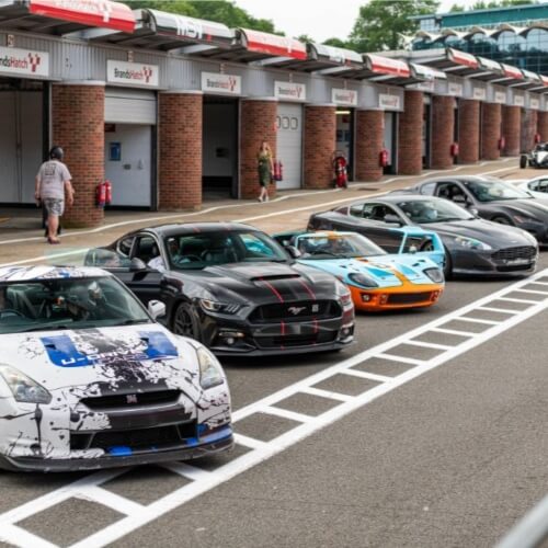 Car Chase Heroes Premium Circuit Supercar Drive and Hotlap