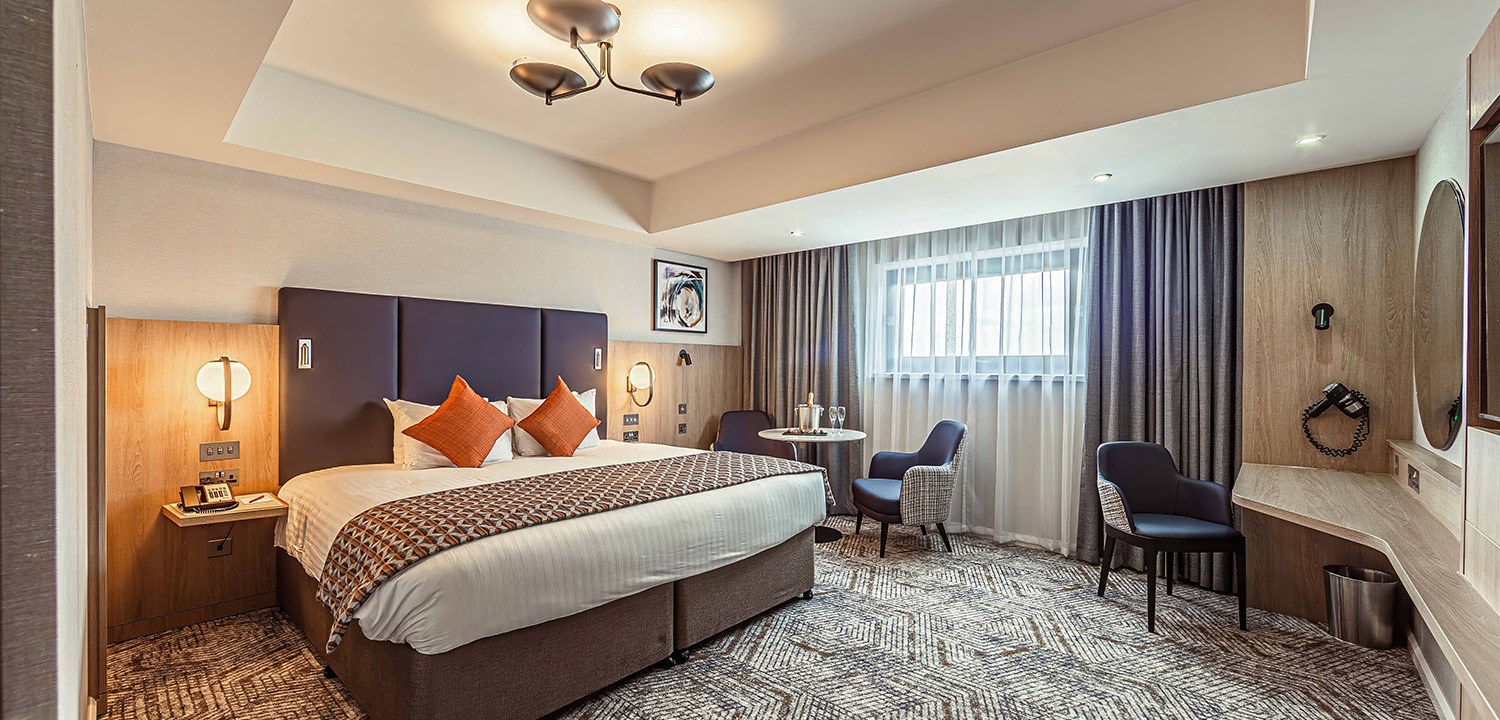 One Night Luxury Getaway for Two in Reading-image-2095