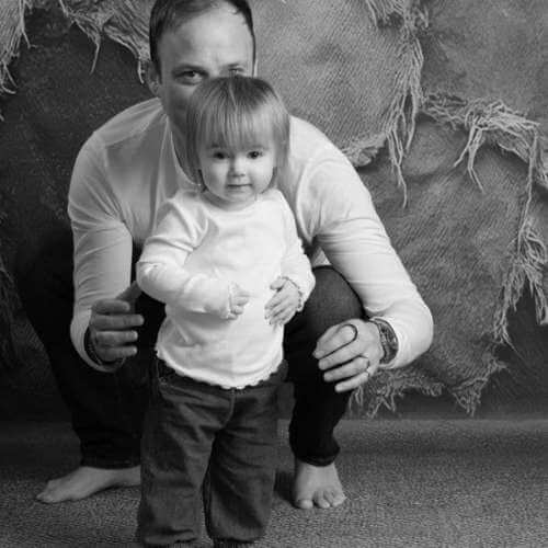 Father and Child Photoshoot Thumbnail