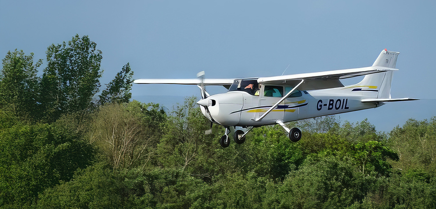 Flying Lessons Manchester from Into the Blue