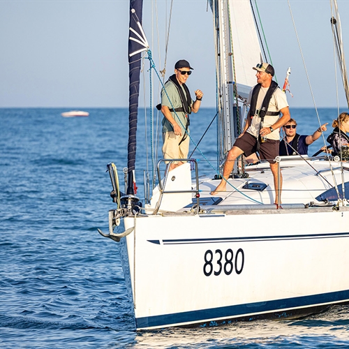 Brighton Sailing Cruise with Bubbly 