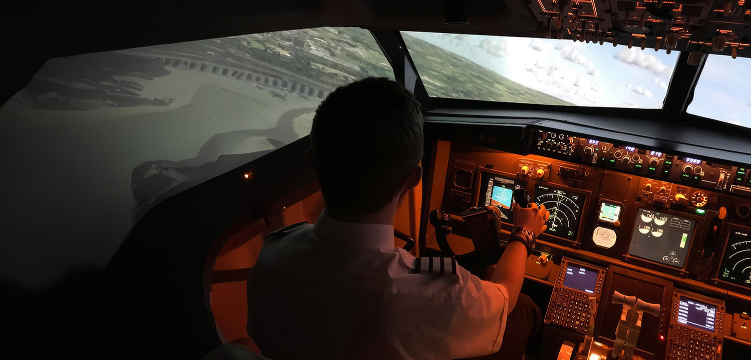 737 Simulator Gloucestershire Airport-image-4557