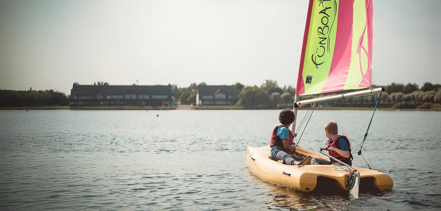 Sailing Courses in Milton Keynes at Willen Lakes Prices From