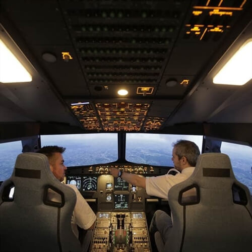 Airbus A320 Simulator Fareham - Flight Simulator Experience Airbus A320 Simulator Fareham - Flight Simulator Experience