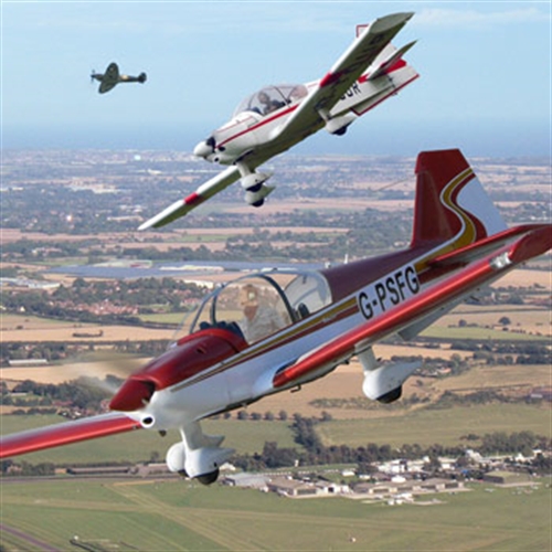 Flying lessons at Goodwood Aerodrome in Robin aircraft Flying lessons at Goodwood Aerodrome in Robin aircraft