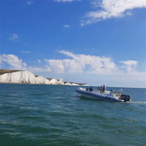 Seven Sisters Boat Tour - White Cliffs 