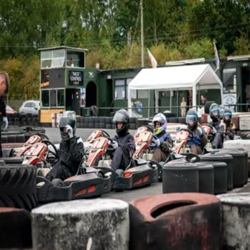 Outdoor Go Kart Racing Near Me [Locator Map + Guide + FAQ]