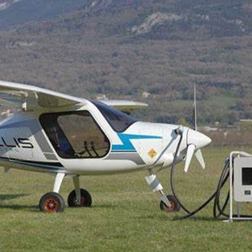 Electric Fight and Simulator Day - Plugged in Electric Fight and Simulator Day - Plugged in