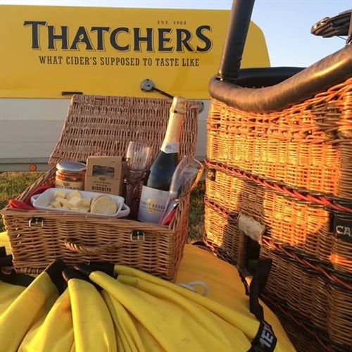 Exclusive Somerset Cider & Cheese Balloon Flights - Yummy Hamper Exclusive Somerset Cider & Cheese Balloon Flights - Yummy Hamper