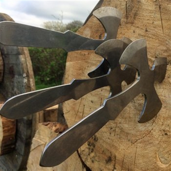 Axe Throwing near Bristol Into The Blue