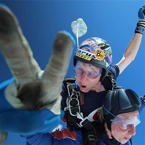 tandem jumper gives peace sign tandem jumper gives peace sign