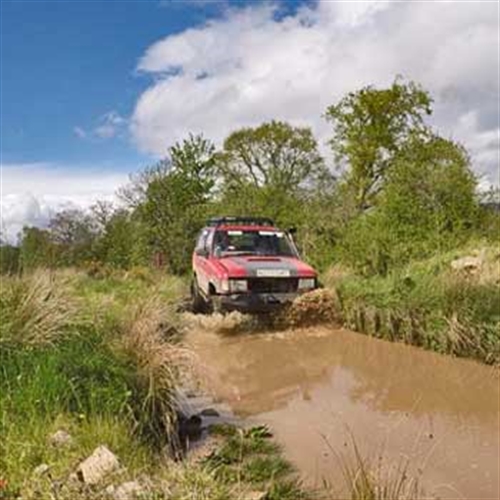 4x4 approaching ditche in stirlingshire 4x4 approaching ditche in stirlingshire