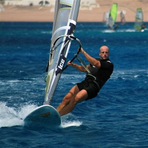 man on windsurf man on windsurf