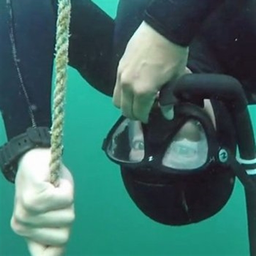 man freediving man freediving