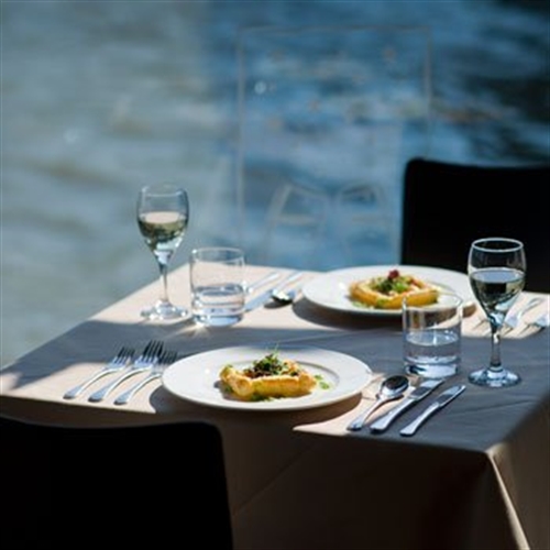 Thames lunch Thames lunch