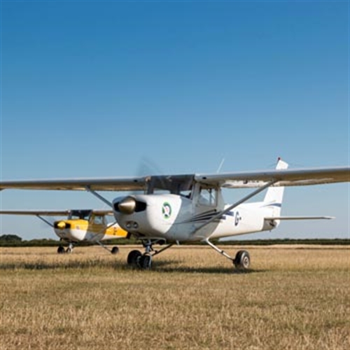 Cessna 152 two-seater Cessna 152 two-seater